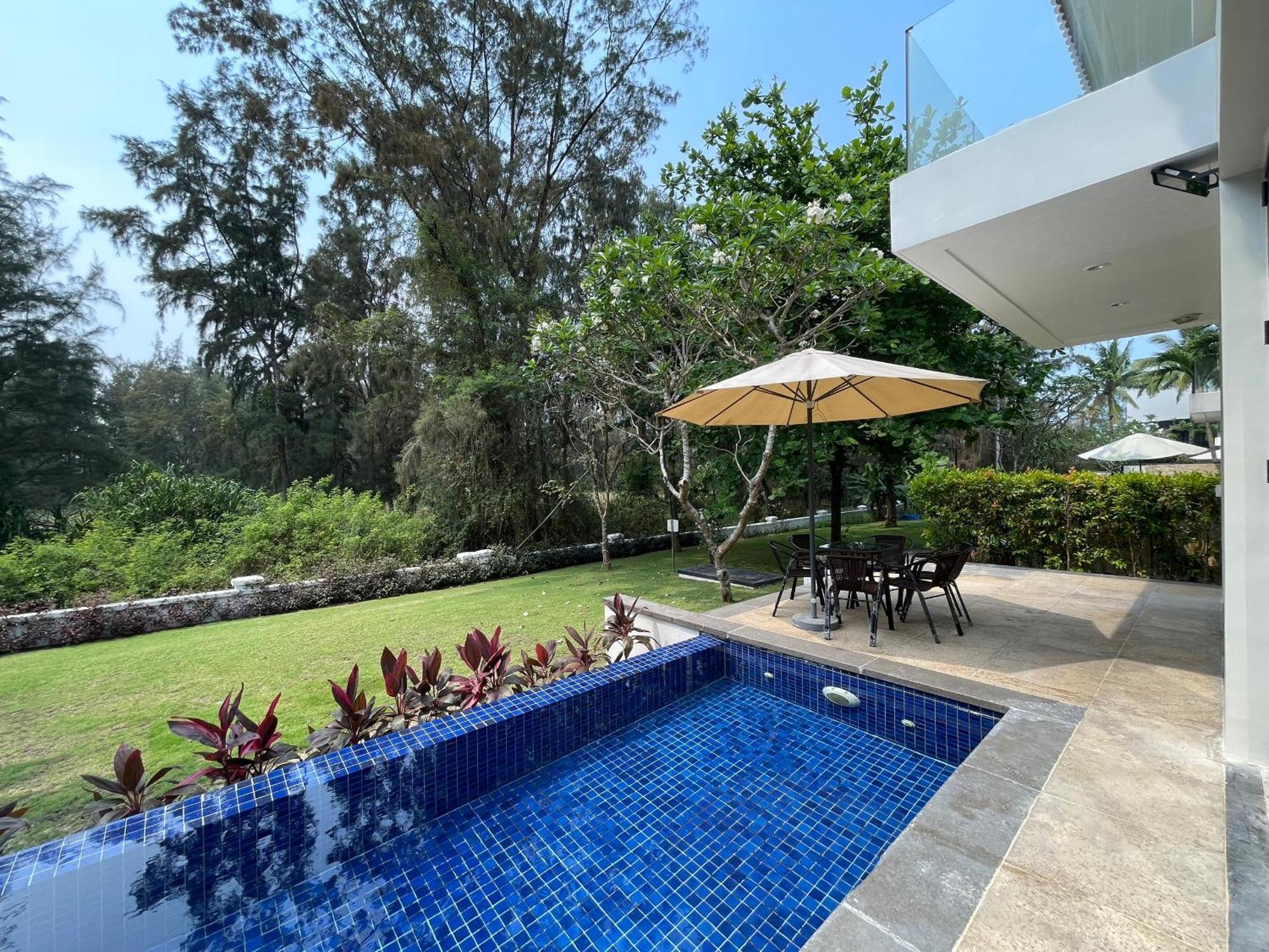 Luxury Pool Villa Close To The Private Beach Da Nang Exteriör bild